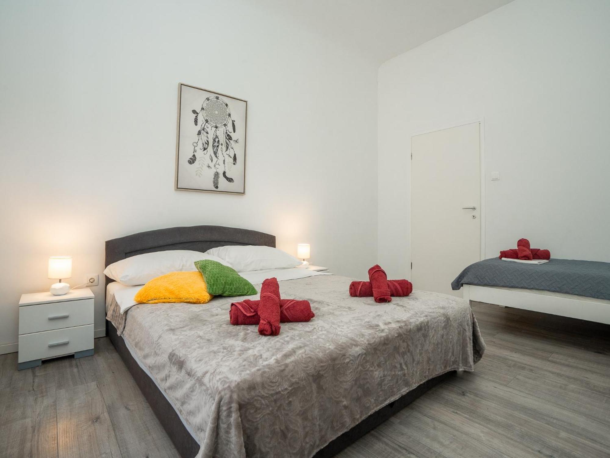 Apartments Lucija & Katia Риека Экстерьер фото